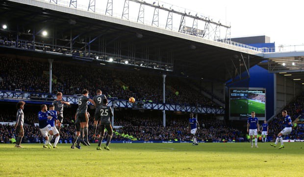 Everton bất ngờ gục ngã trước Leicester City ngay trên sân nhà - Ảnh 3.