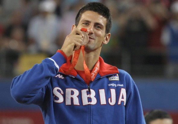 Novak Djokovic có thể bỏ Olympics 2020 vì Wimbledon - Ảnh 1.