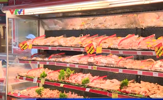 195.000 tấn thịt gà các loại siêu rẻ tràn vào Việt Nam - Ảnh 1.