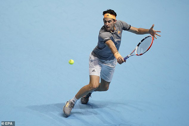 ATP Finals 2019: Thắng ngược Djokovic, Dominic Thiem giành vé vào bán kết - Ảnh 4.
