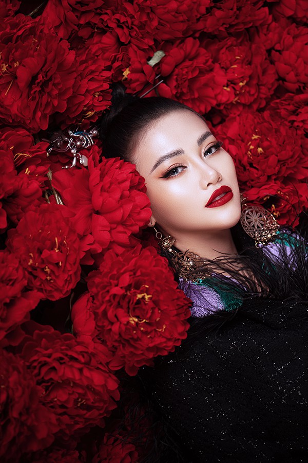 Hoa hậu Phương Khánh khoe vẻ đẹp đậm chất Á Đông trong bộ ảnh mới - Ảnh 7.