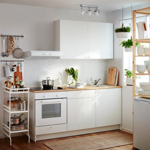 Phòng bếp mang phong cách hiện đại trong không gian chật hẹp - Ảnh 1.