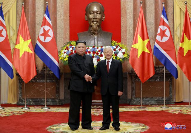Truyền thông Triều Tiên đăng bộ ảnh ấn tượng về chuyến thăm Việt Nam của Chủ tịch Kim Jong-un - Ảnh 1.