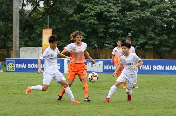Ghi bàn phút bù giờ, TNG Thái Nguyên giành hạng Ba giải bóng đá nữ Cúp Quốc gia 2019 - Ảnh 1.