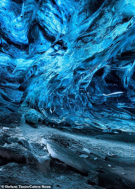 Cận cảnh vẻ đẹp kỳ ảo của dòng sông băng lớn nhất châu Âu - Ảnh 7.