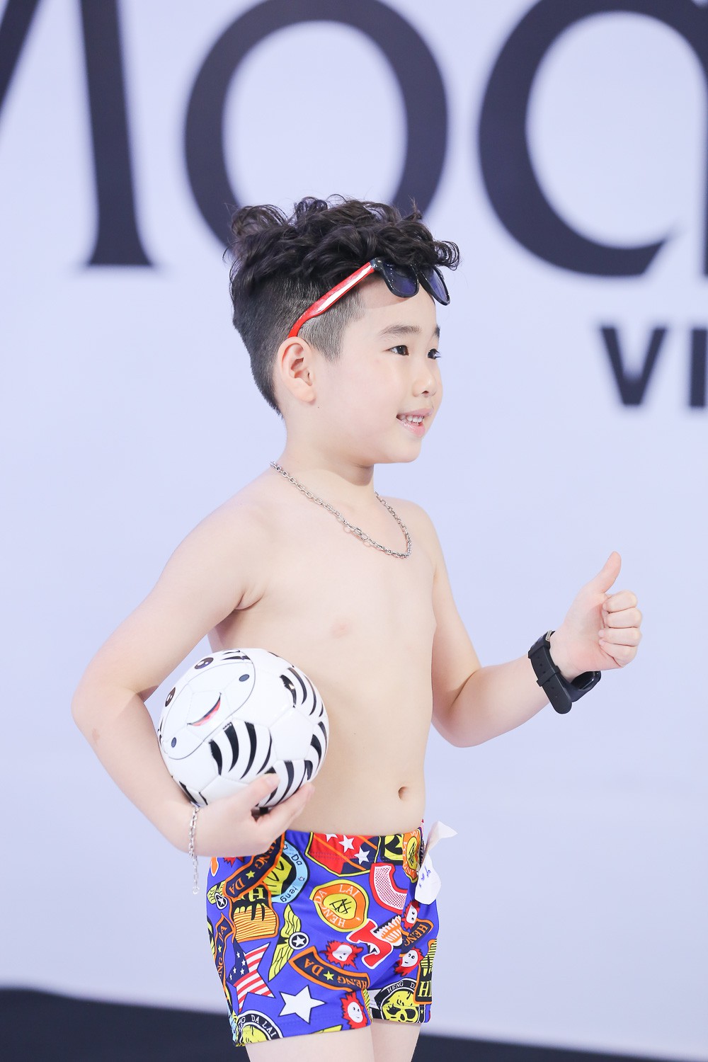 Cuộc đổ bộ màu sắc của các siêu mẫu nhí tại Model Kid Việt Nam 2019 - Ảnh 9.