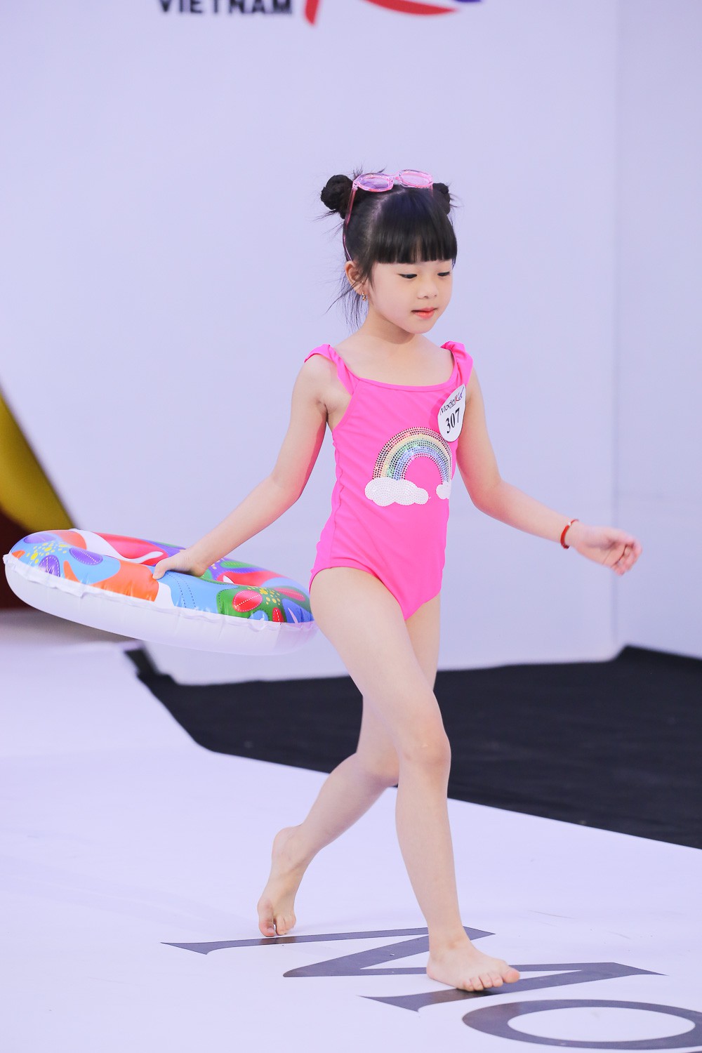 Cuộc đổ bộ màu sắc của các siêu mẫu nhí tại Model Kid Việt Nam 2019 - Ảnh 8.