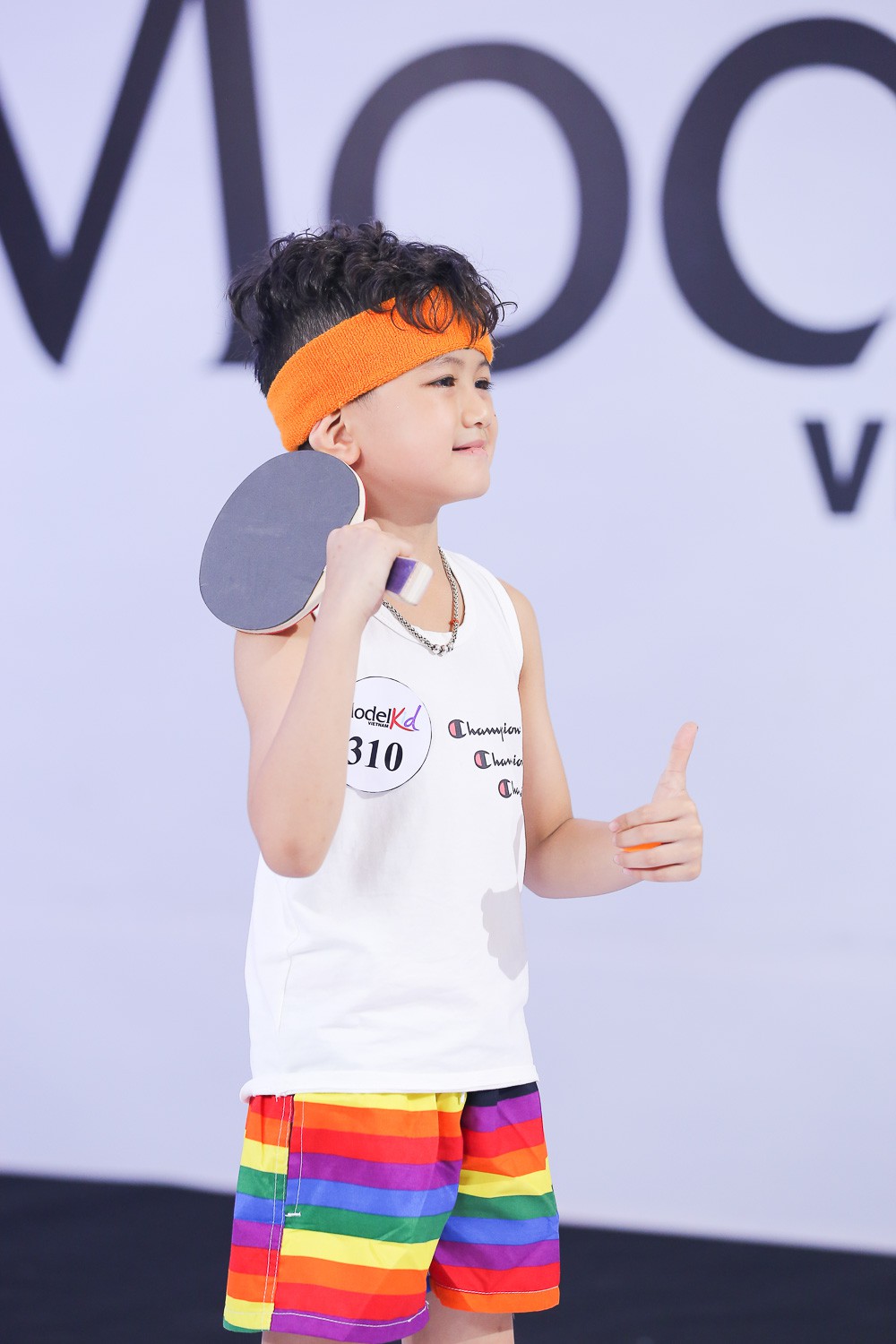 Cuộc đổ bộ màu sắc của các siêu mẫu nhí tại Model Kid Việt Nam 2019 - Ảnh 1.