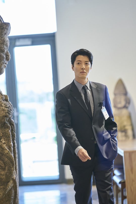 Lee Dong Gun cực bảnh trong phim mới - Ảnh 3.