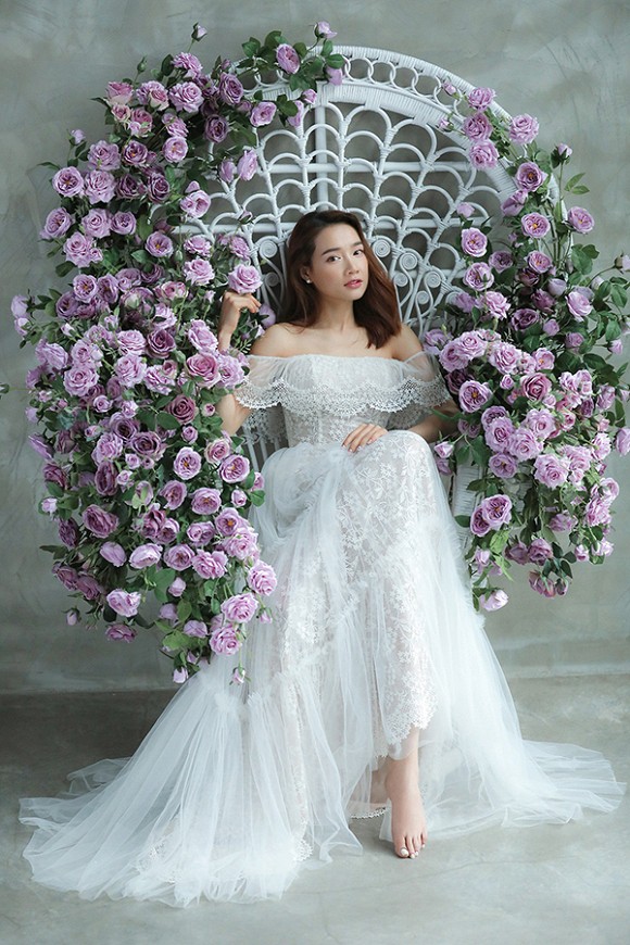 Nhã Phương xinh như công chúa trong bộ ảnh mới kỷ niệm 1 năm ngày cưới - Ảnh 3.