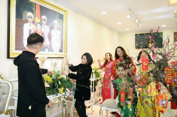 NTK Đỗ Trịnh Hoài Nam giới thiệu bộ sưu tập thời trang mang tên \
