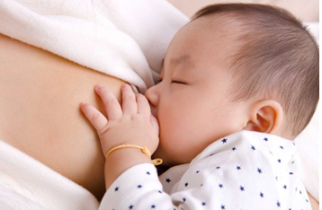 Sữa non Onefa Mama - Giải pháp dinh dưỡng cho trẻ biếng ăn, thấp còi - Ảnh 1.