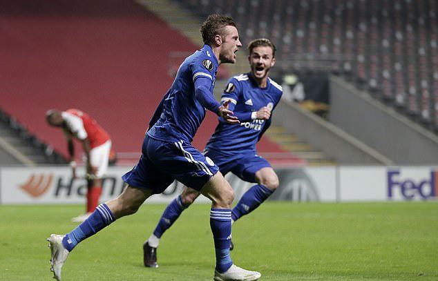 Braga 3-3 Leicester City: Màn rượt đuổi ngoạn mục (Bảng G UEFA Europa League) - Ảnh 2.