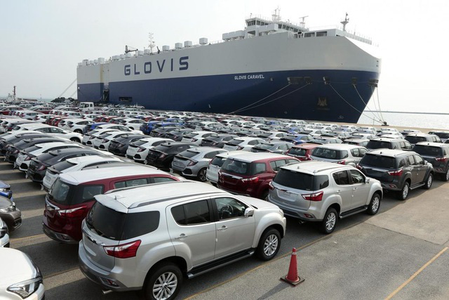 Ô tô nhập khẩu giảm trong tháng 11, riêng xe Trung Quốc về Việt Nam tăng - Ảnh 1.