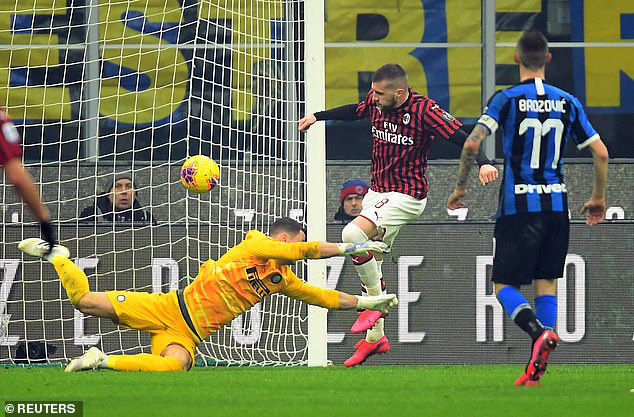 Inter lội ngược dòng ngoạn mục trước Milan trong trận derby - Ảnh 2.