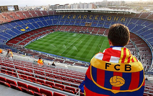 Chủ tịch La Liga lên tiếng về vụ FC Barcelona bị nghi hối lộ trọng tài   - Ảnh 1.
