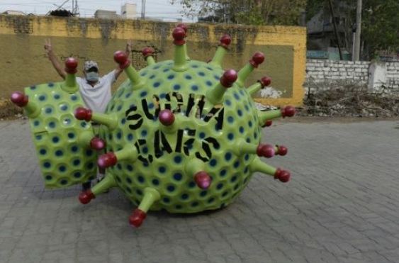 Độc đáo xe hình virus SARS-CoV-2 - Ảnh 1.