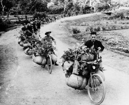 Nhân tố chính trị, tinh thần trong Chiến thắng Điện Biên Phủ 1954 - Ảnh 1.