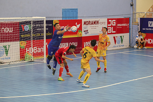 Xác định 4 đội vào vòng chung kết Giải Futsal vô địch quốc gia 2020 - Ảnh 1.