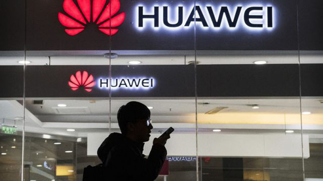 Samsung có thể hưởng lợi trong dài hạn từ lệnh trừng phạt của Mỹ đối với Huawei - Ảnh 1.