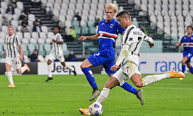 Ronaldo tỏa sáng, Juventus thắng tưng bừng trận ra mắt của HLV Pirlo - Ảnh 3.