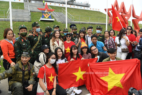 ĐT Xe tăng QĐND Việt Nam vô địch bảng 2 cuộc thi Xe tăng hành tiến - Ảnh 5.