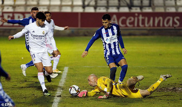 Alcoyano 2-1 Real Madrid: Real bị loại khỏi Cúp Nhà vua Tây Ban Nha - Ảnh 3.