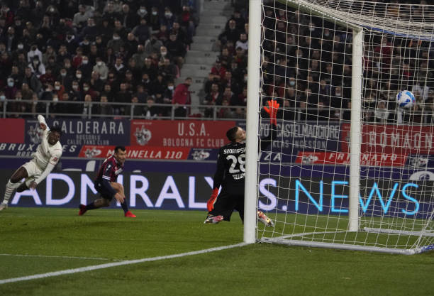 Zlatan Ibrahimovic - điểm nhấn trong chiến thắng của AC Milan - Ảnh 1.