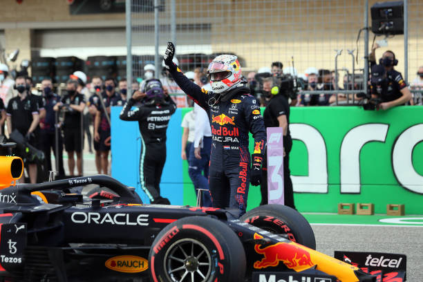 Max Verstappen giành vị trí xuất phát đầu tiên tại GP Mỹ - Ảnh 1.