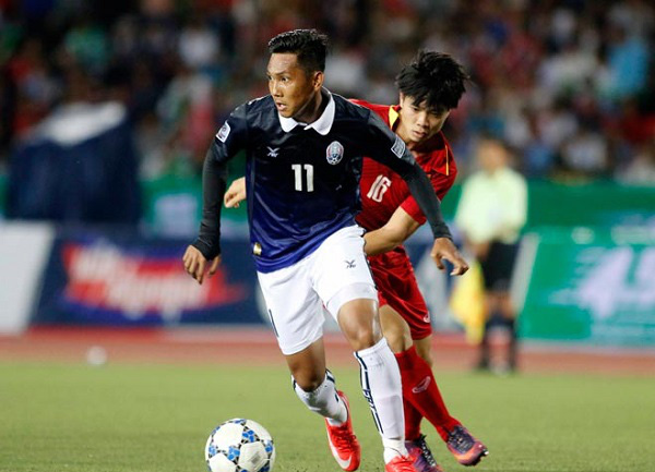 AFF Suzuki Cup 2020 | ĐT Campuchia triệu tập nhiều cầu thủ trẻ chất lượng - Ảnh 1.