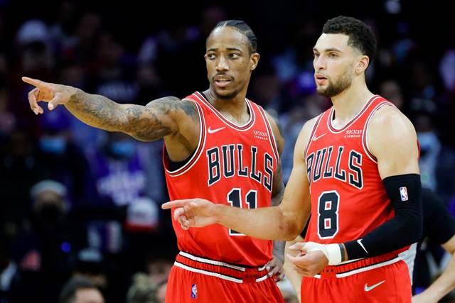 NBA hoãn 2 trận đấu của Chicago Bulls - Ảnh 1.
