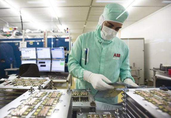 Ấn Độ “rót” gần 10 tỷ USD hút các nhà sản xuất chip toàn cầu - Ảnh 1.
