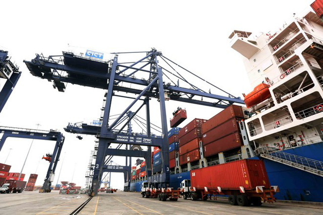 Doanh nghiệp Trung Quốc hưởng lợi từ sự thiếu hụt container - Ảnh 1.