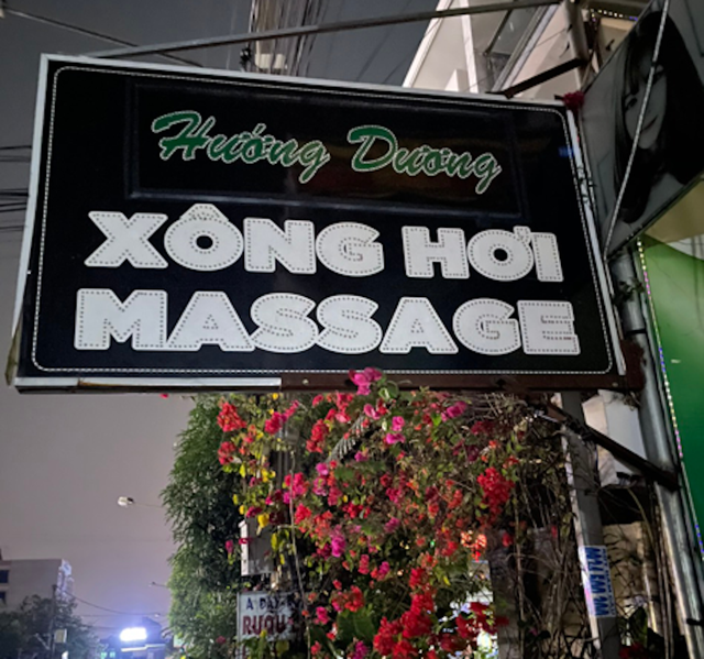 Đồng Nai: 2 quán massage cho nữ nhân viên thoát y kích dục cho khách - Ảnh 1.