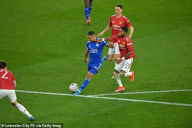 Leicester City 3-1 Man Utd: Quỷ đỏ dừng bước tại tứ kết Cúp FA - Ảnh 3.