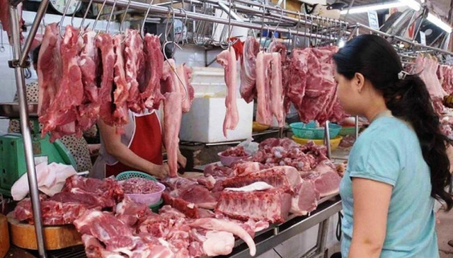 TP Hồ Chí Minh bình ổn giá thịt lợn dịp Tết Nguyên đán - Ảnh 1.