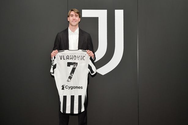 Sự xuất hiện của Dusan Vlahovic và ảnh hưởng tại Juventus - Ảnh 1.
