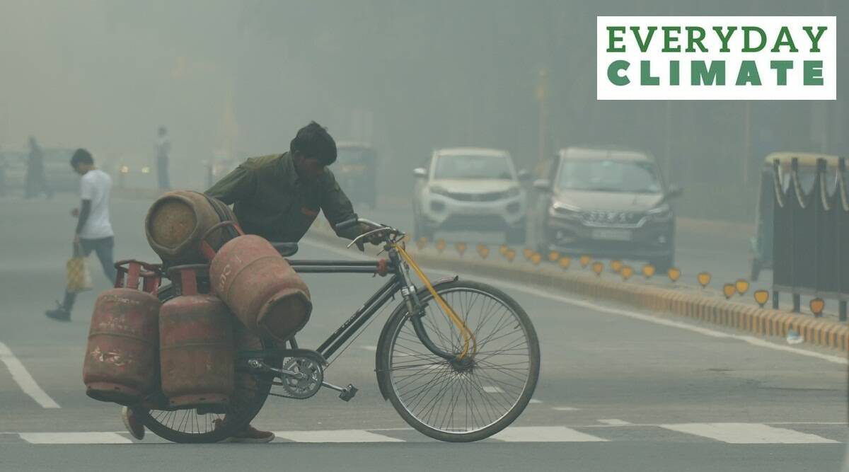 Hạn chế do ô nhiễm được dỡ bỏ ở thủ đô Ấn Độ mặc dù chất lượng không khí vẫn “rất kém” - Ảnh 1.