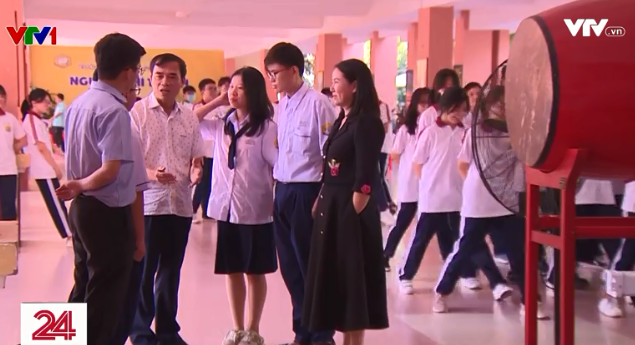 TP. Hồ Chí Minh: Sẽ cho học sinh lớp 10 đổi môn học theo nguyện vọng - Ảnh 1.