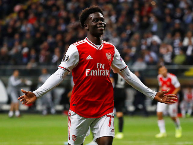 Arsenal sẽ tăng lương lên tới gấp 4 lần cho Bukayo Saka - Ảnh 2.