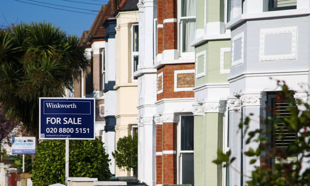 Giá nhà ở Anh tăng mạnh lên mức kỷ lục mới - Ảnh 1.