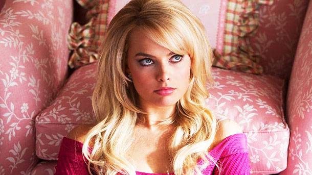 Hé lộ hình ảnh đầu tiên của búp bê Barbie Margot Robbie - Ảnh 2.