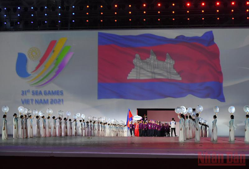 
The Cambodian delegation has a total of 361 athletes, participating in 33 out of 40 competitions. (Photo: THANH DAT)
