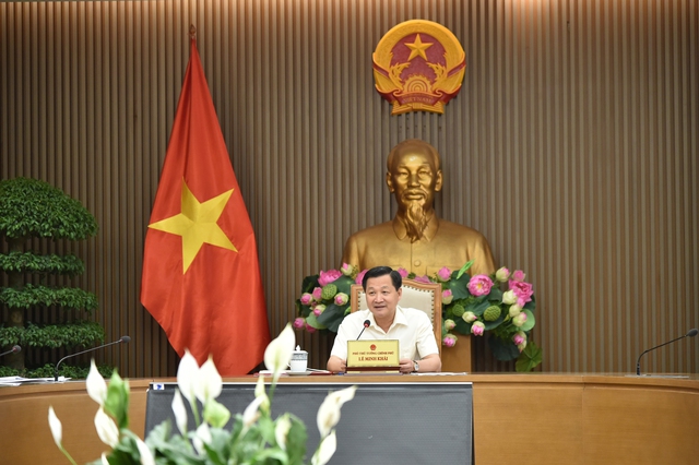 Deputy Prime Minister Le Minh Khai urges 8 ministries and agencies to disburse public investment capital - Photo 2.