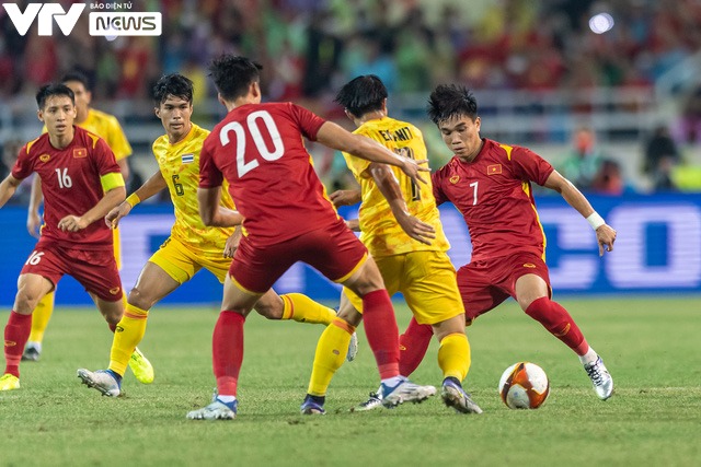 Photo: Bursting with joy, U23 Vietnam successfully defended the SEA Games championship for the first time - Photo 4.