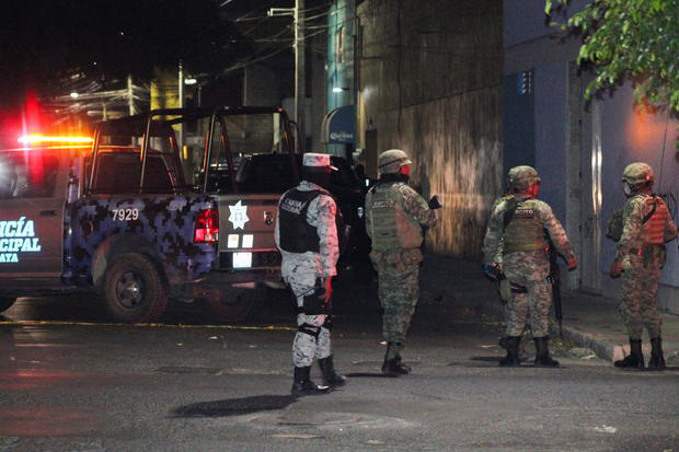 Xả súng trên đường phố ở miền Trung Mexico, 6 người tử vong - Ảnh 1.