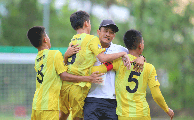 Xác định 4 đội bóng xuất sắc vào bán kết giải Thiếu niên U13 Toàn quốc 2022 - Ảnh 2.