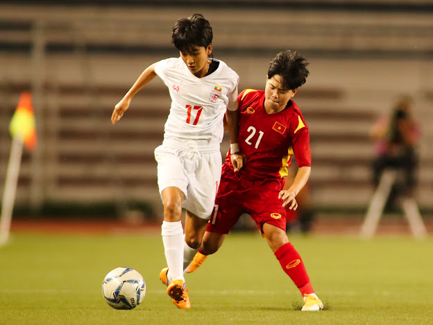 ĐT nữ Việt Nam giành vị trí nhất bảng B, gặp Philippines tại bán kết AFF Cup nữ 2022 - Ảnh 2.