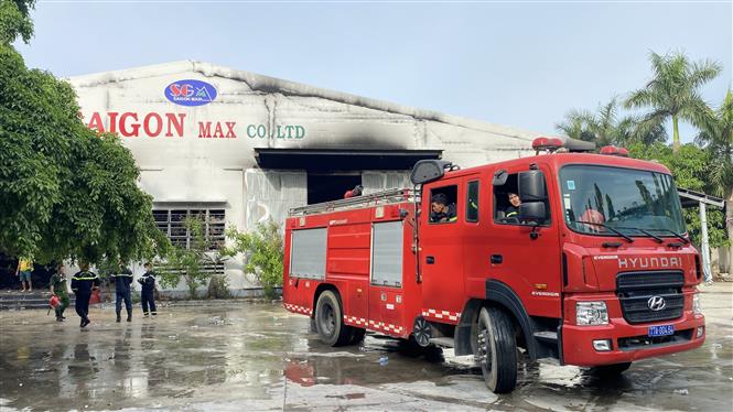 Hai vụ cháy lớn liên tiếp trong KCN Phú Tài (Bình Định), thiệt hại hàng chục tỷ đồng - Ảnh 9.