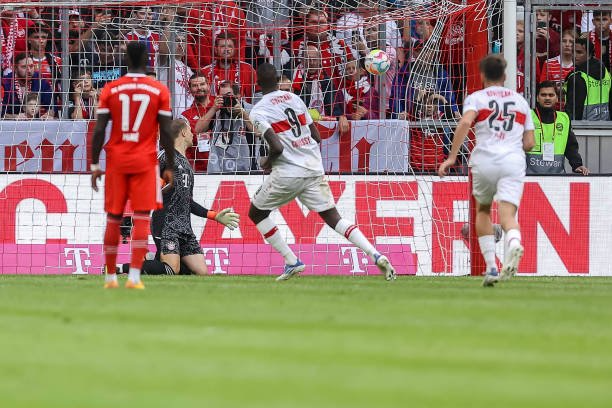 Bayern chia điểm tiếc nuối trước Stuttgart - Ảnh 6.